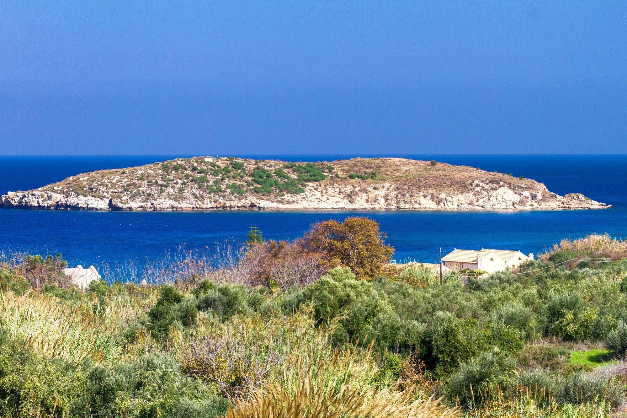 Cyan Icons Villas Tsivarás Exteriér fotografie