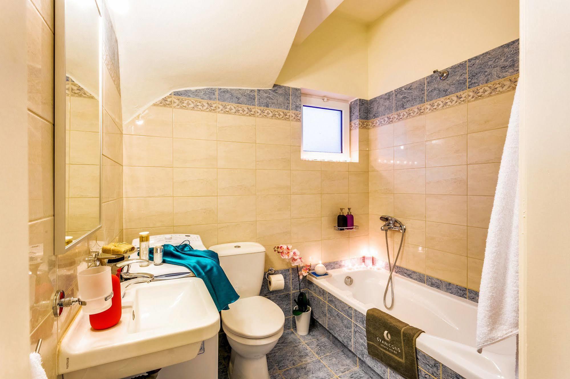 Cyan Icons Villas Tsivarás Exteriér fotografie