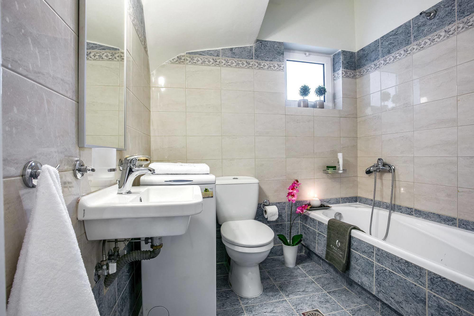 Cyan Icons Villas Tsivarás Exteriér fotografie